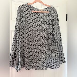 LOFT Black and White Geometric Bell-Sleeve Blouse